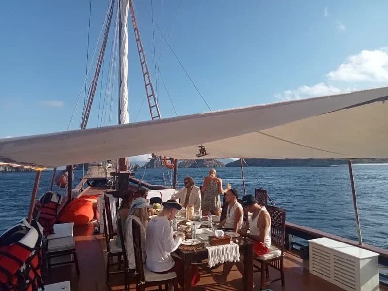 ชาร์เตอร์เรือยอร์ชสำหรับครอบครัวที่เกาะเขาวง : ไกด์เส้นทางและเรือที่เหมาะกับเด็ก