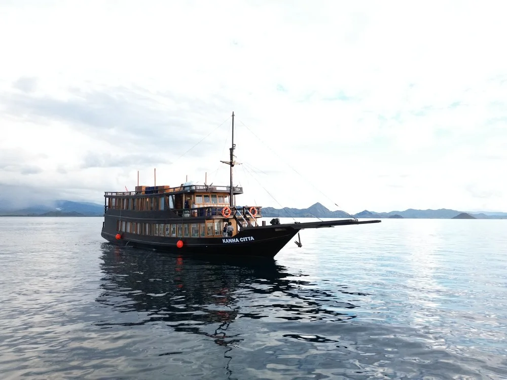 Kanha Cita Phinisi - Luxury Phinisi Komodo Charter 2026