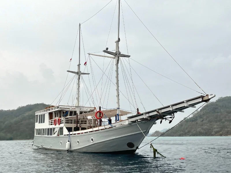 Lanakila Phinisi - Luxury Phinisi Komodo Charter 2026