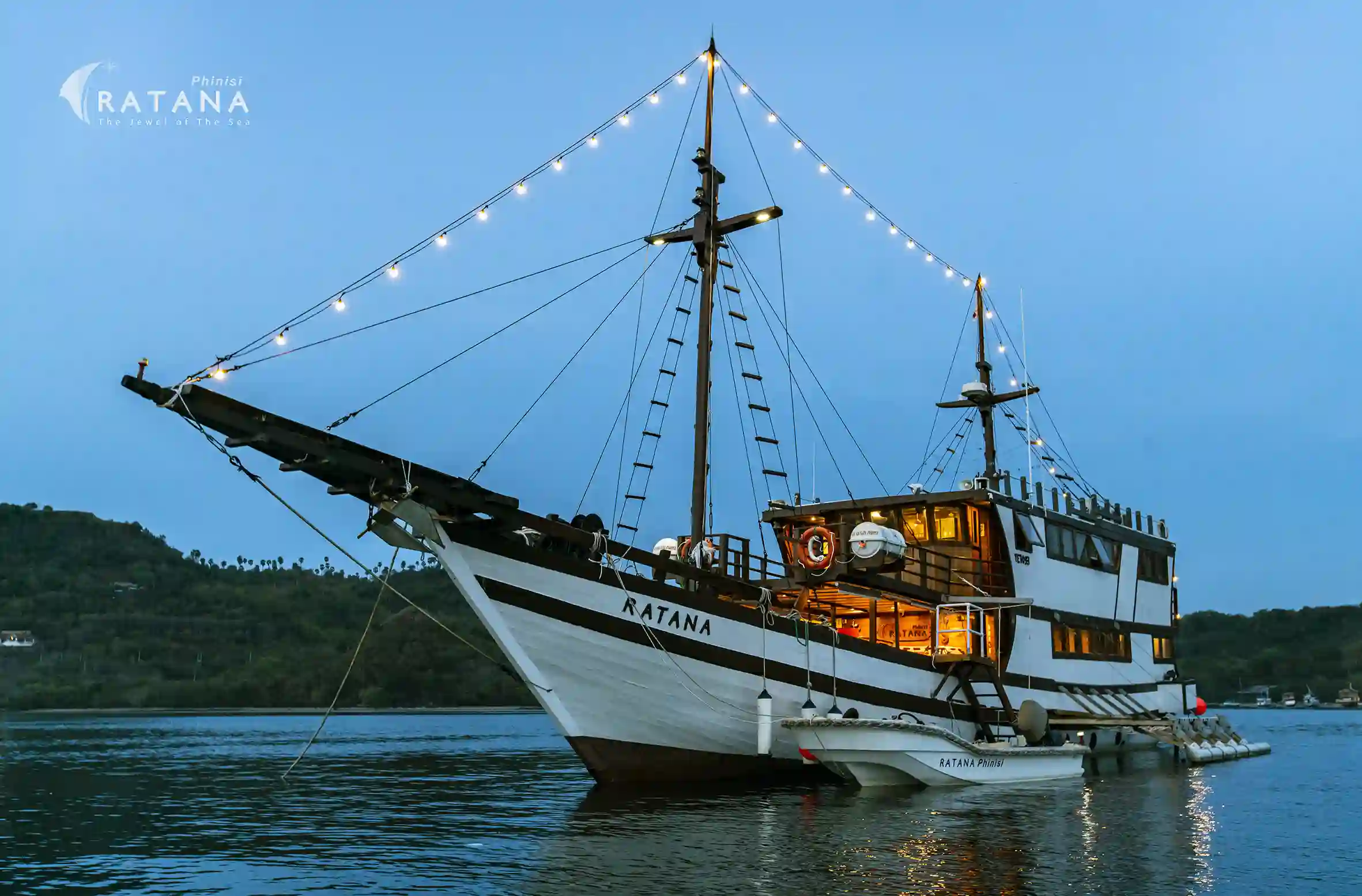 Ratana Phinisi - Luxury Phinisi Komodo Charter 2026