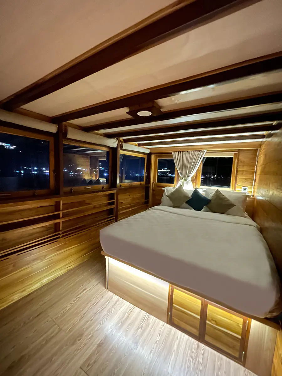 Western Suite - Image 1