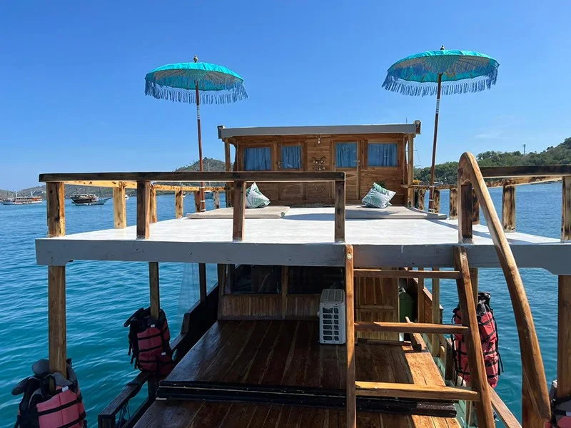Yemanja Boat - Luxury Phinisi Komodo Charter 2026